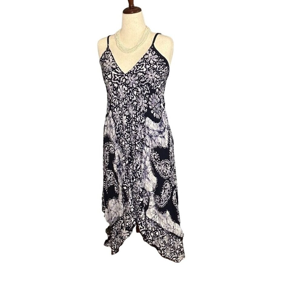 Sleeveless Floral Maxi Dress With V-Neckline & Asymmetrical Hem